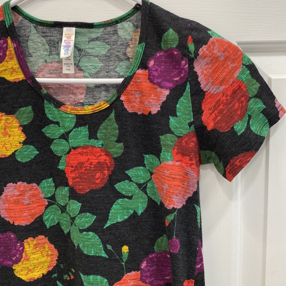 LuLaRoe Classic T